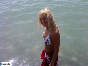 Beautiful Graduate. Thumbnail 7