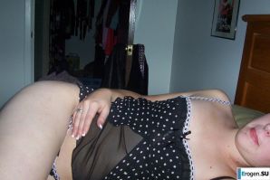Curly-haired brunette. Part 2. Thumbnail 20
