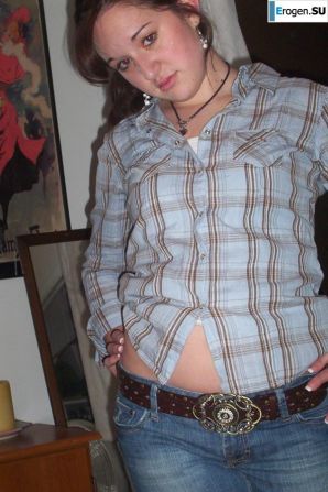 Curly-haired brunette. Part 3. Thumbnail 27