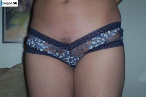 Curly-haired brunette. Part 4. Thumbnail 19