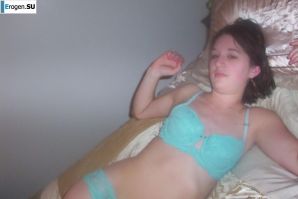 Curly-haired brunette. Part 5. Thumbnail 43