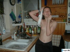 Easy erotica of a foreign student. Thumbnail 25
