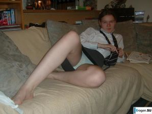 Easy erotica of a foreign student. Thumbnail 32
