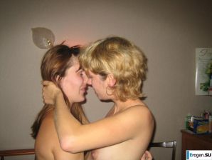 Amateur lesbians. Part 4. Thumbnail 45