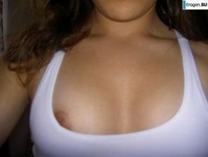 A beautiful Bulgarian posing at home and on the beach. Part 5. Thumbnail 10