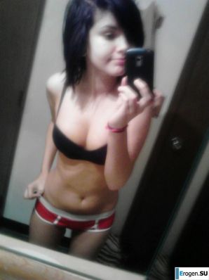 Young brunette. Thumbnail 2