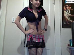 Young brunette. Thumbnail 25
