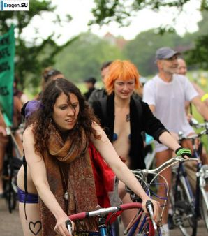Naked bike rides. Part 2. Thumbnail 38