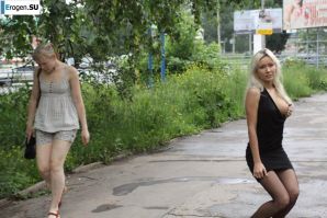 Настя из Самары ходит по городу и показывает себя. Часть 4. Миниатюра 7