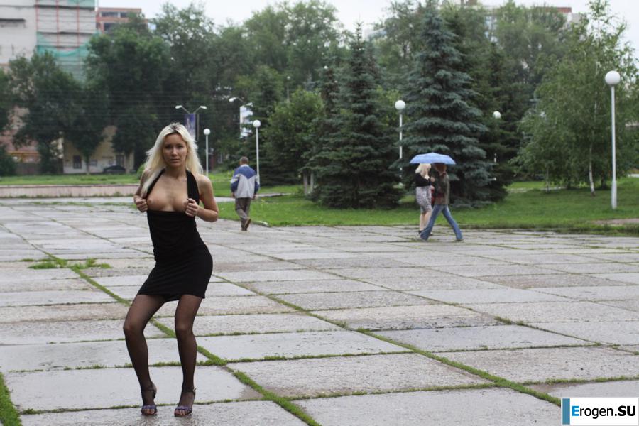 Nastya from Samara walks around the city and shows herself. Part 5. Slide 37