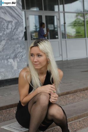 Nastya from Samara walks around the city and shows herself. Part 5. Thumbnail 29
