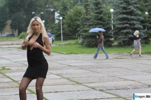 Nastya from Samara walks around the city and shows herself. Part 5. Thumbnail 38
