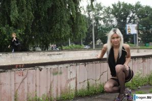 Настя из Самары ходит по городу и показывает себя. Часть 6. Миниатюра 11