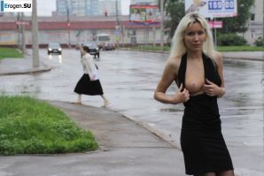 Настя из Самары ходит по городу и показывает себя. Часть 6. Миниатюра 32