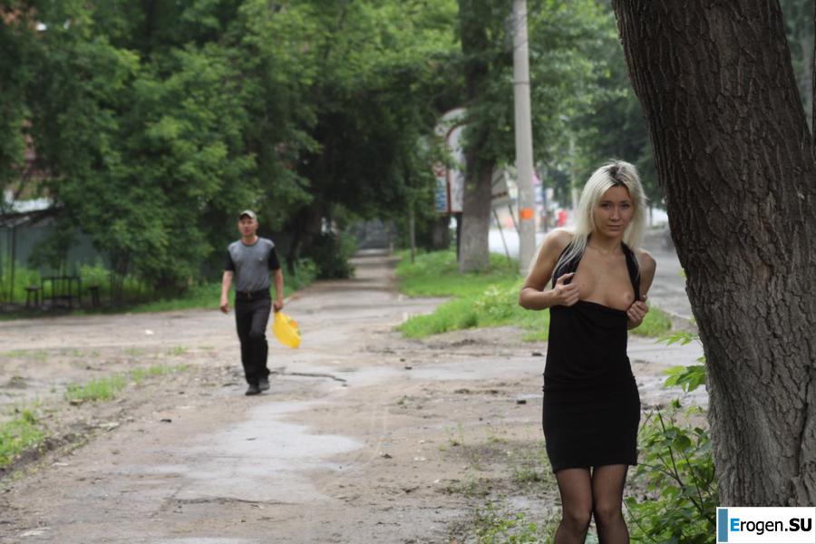 Настя из Самары ходит по городу и показывает себя. Часть 7. Фото 39