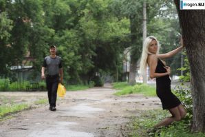Nastya from Samara walks around the city and shows herself. Part 8. Thumbnail 4