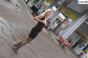 Nastya from Samara walks around the city and shows herself. Part 9. Thumbnail 31