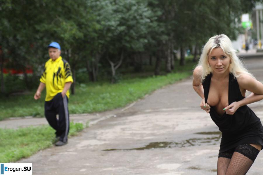 Настя из Самары ходит по городу и показывает себя. Часть 11. Фото 4