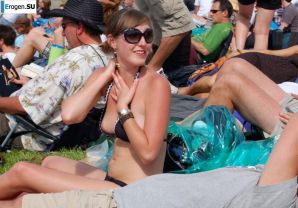 oops boobs lit up. Thumbnail 19