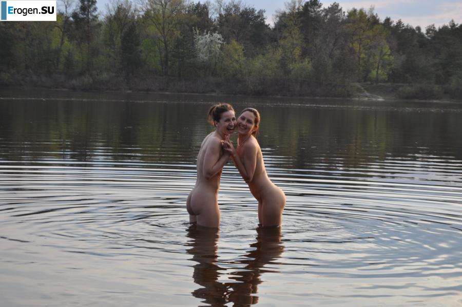 Ukrainian nudists in the summer. Slide 18