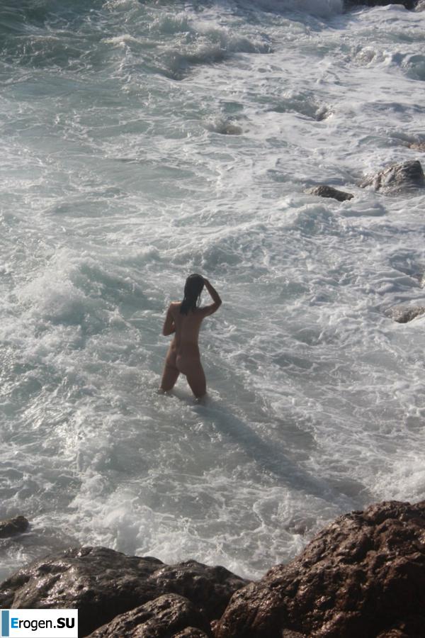 Ukrainian nudists in the summer. Slide 37
