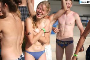 Such are the amusements of Russian students. Thumbnail 9