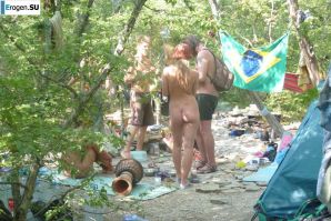 Hippies are nudists. Thumbnail 40