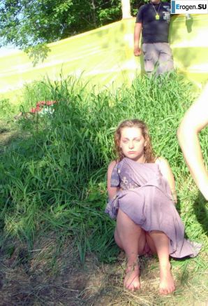 Hippies are nudists. Thumbnail 53