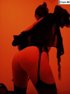 French Bisexual Brunette. Thumbnail 25