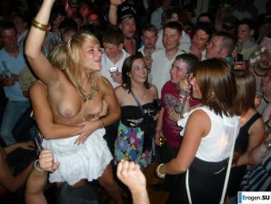 Public exposure. Thumbnail 20