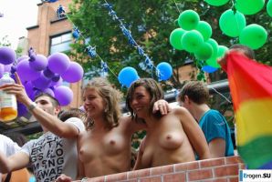 Public exposure. Thumbnail 31
