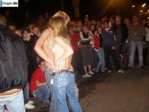 Public exposure. Thumbnail 4