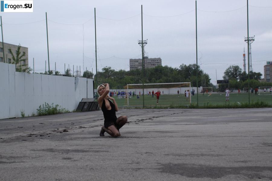 Nastya from Samara walks around the city and shows herself. Part 12. Slide 14