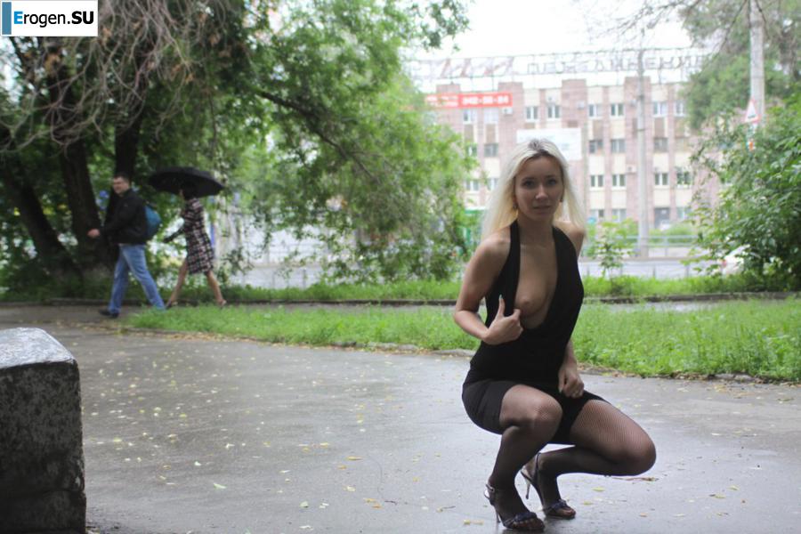 Nastya from Samara walks around the city and shows herself. Part 12. Slide 36