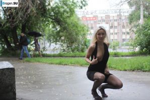Nastya from Samara walks around the city and shows herself. Part 12. Thumbnail 36