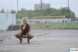 Nastya from Samara walks around the city and shows herself. Part 12. Thumbnail 7