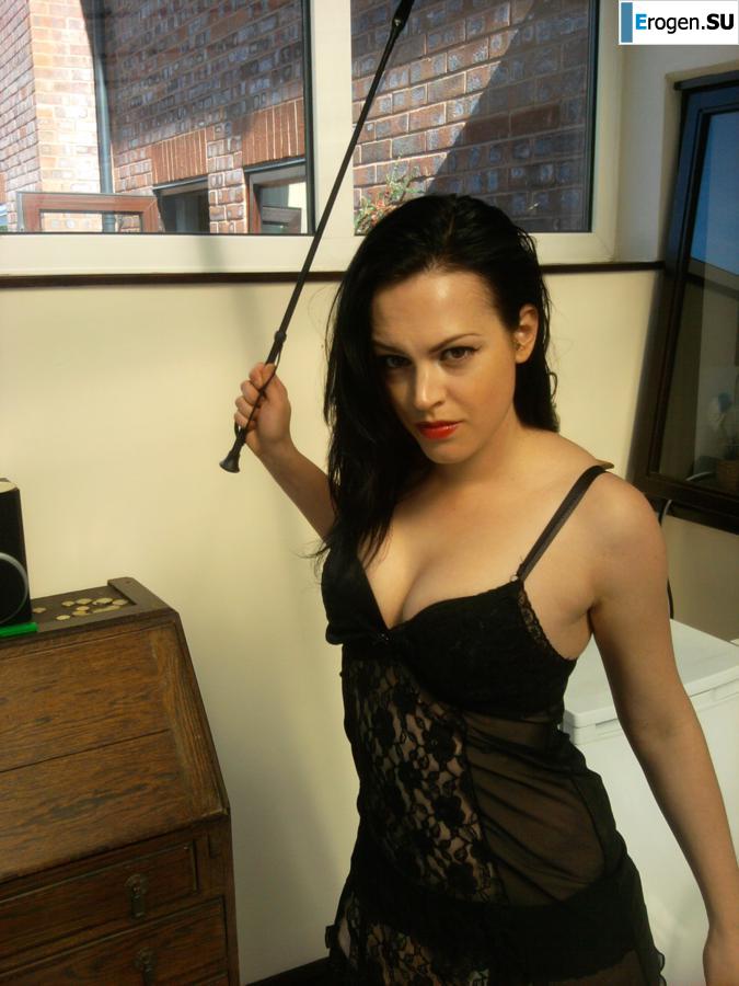Pretty brunette in stockings. Slide 17
