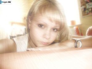 Busty Blonde. Thumbnail 19