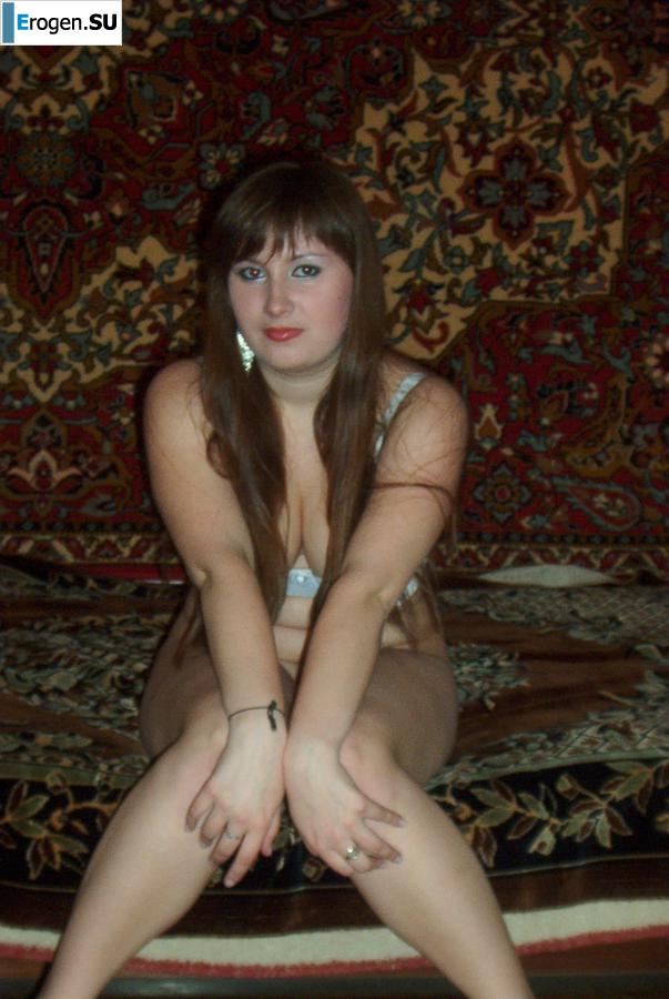 Русская бисексуальная брюнетка. Слайд 26