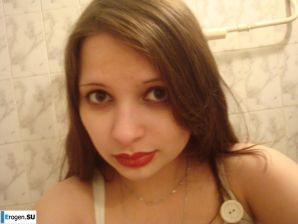 Студентки фоткают сами себя. Миниатюра 6