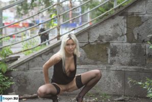 Nastya from Samara walks around the city and shows herself. Part 13. Thumbnail 16