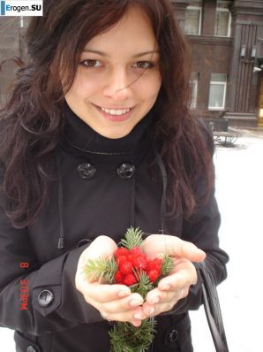 соло роковой брюнетки. Миниатюра 1