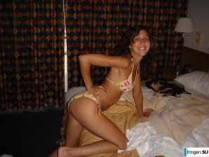 Smiling brunette with everlasting nipples. Part 2. Thumbnail 11
