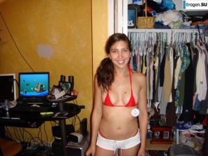 Smiling brunette with everlasting nipples. Part 2. Thumbnail 27
