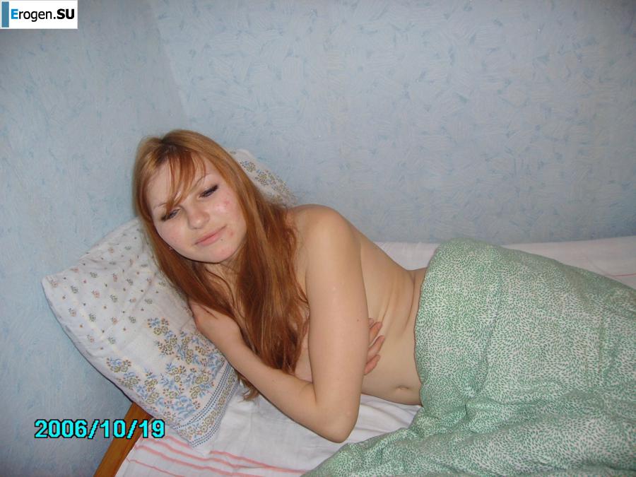 Red-haired brunette. Slide 2