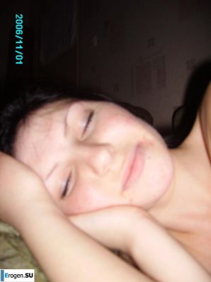 Red-haired brunette. Thumbnail 16
