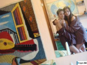 Students take pictures of themselves. Part 3. Thumbnail 35