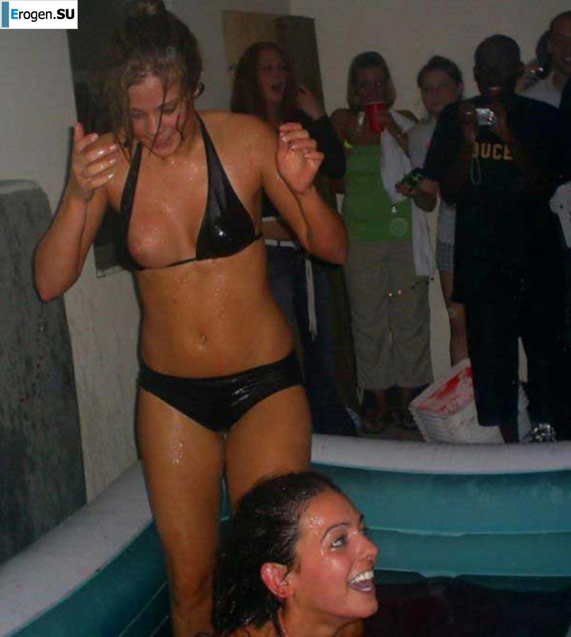 oops boobs lit up. Part 2. Slide 37