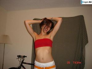 Smiling brunette with everlasting nipples. Part 4. Thumbnail 28