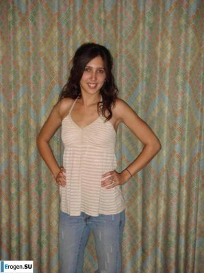 Smiling brunette with everlasting nipples. Part 4. Thumbnail 8